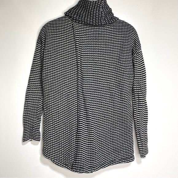 Cabi Fergie Fervor Sweater Split Pullover Turtleneck Stripe Black, White XS - Picture 7 of 9